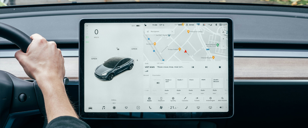 續(xù)保保險(xiǎn)費(fèi)率的上浮或者優(yōu)惠，與上一年度的出險(xiǎn)次數(shù)及報(bào)賠金額息息相關(guān)。